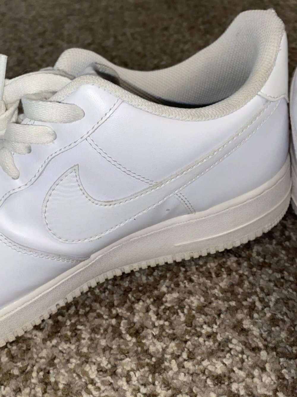 Nike Air Force Triple White CW2288-111 Size 13 - Excellent Used Condition - Picture 2 of 8